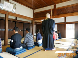 勝林寺の坐禅