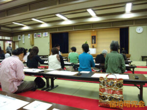 川崎大師の写経会