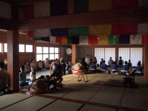 東光寺の坐禅会