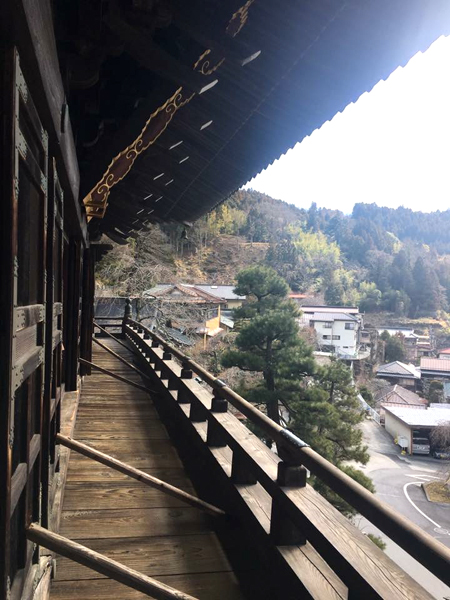 身延山久遠寺の三門楼上