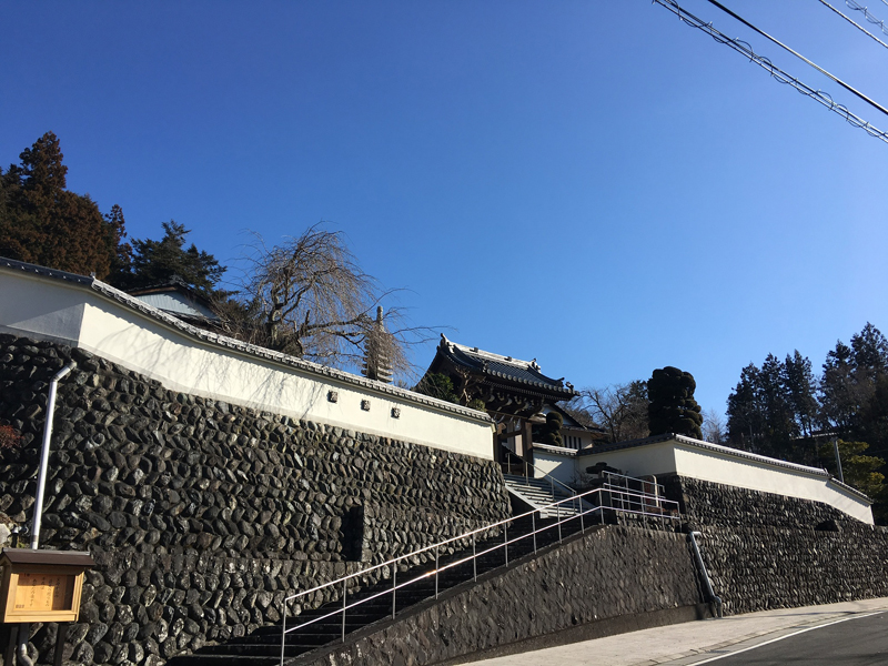 端場坊の白壁