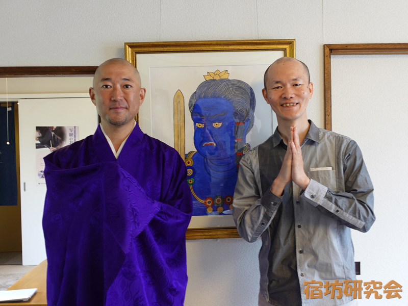 地蔵寺の滝吉照誉住職&ほーりー