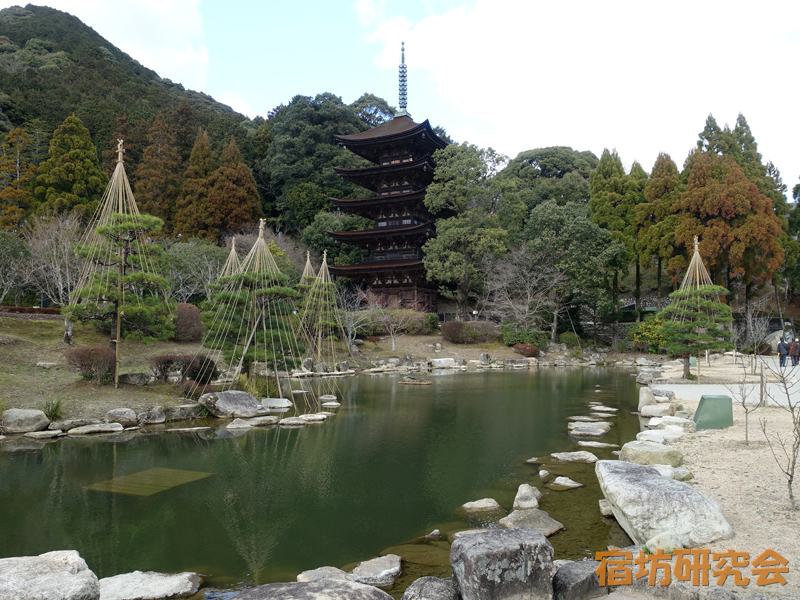 瑠璃光寺の五重塔