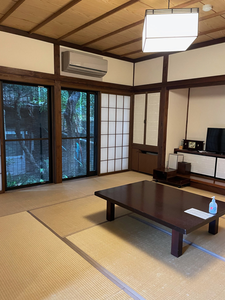 身延山・田中屋旅館の客室