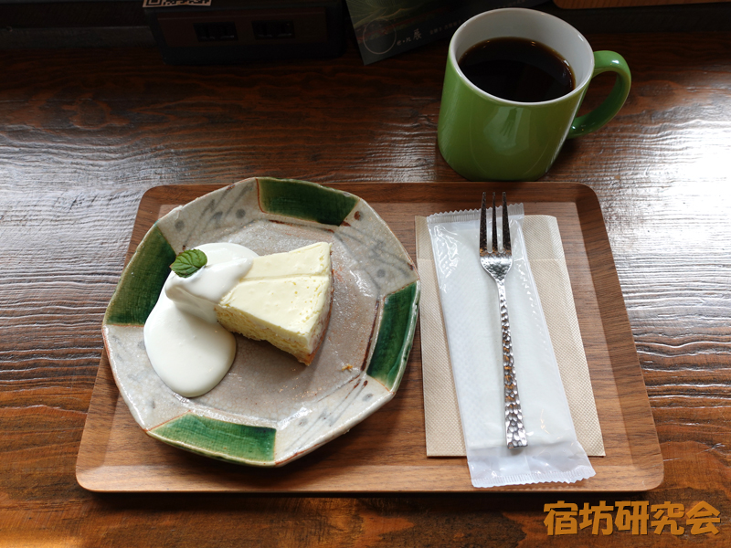 農カフェZENCHOの自家製チーズケーキとコーヒー